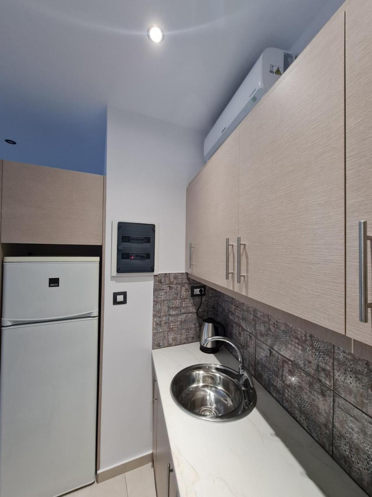 Ειδικη Προσφορα Appartement Patras Buitenkant foto
