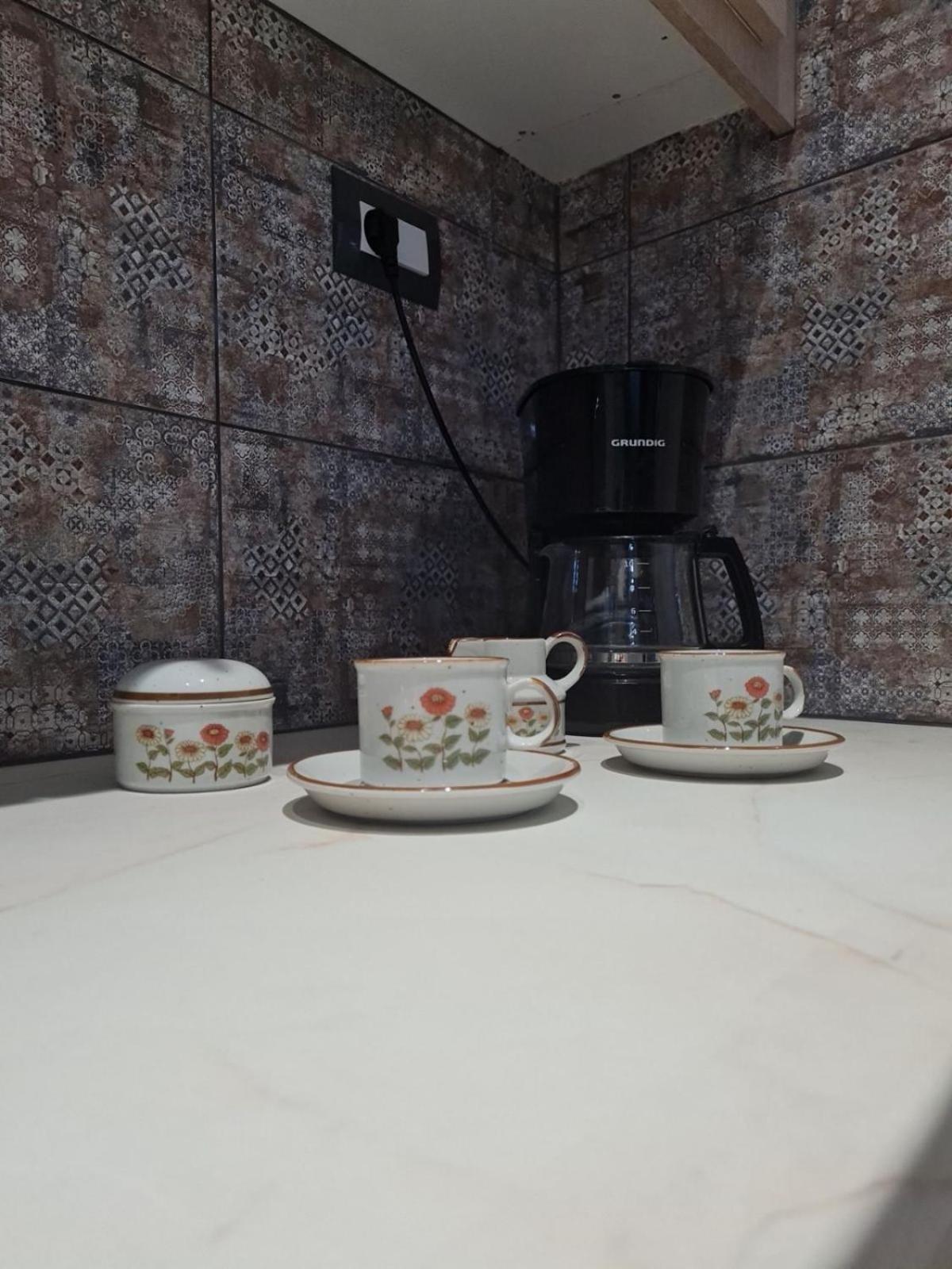 Ειδικη Προσφορα Appartement Patras Buitenkant foto